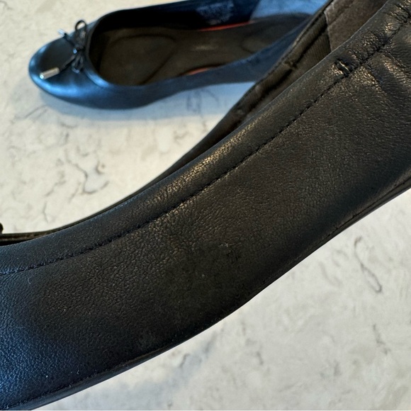 Rockport Total Motion Trutech Black Leather Ballet Flats w/Almond Toe & Bow - 10 - Picture 8 of 13